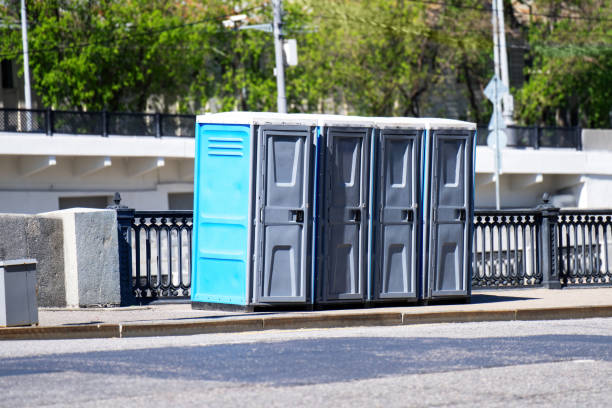 Best Construction site porta potty rental  in New Franklin, MO